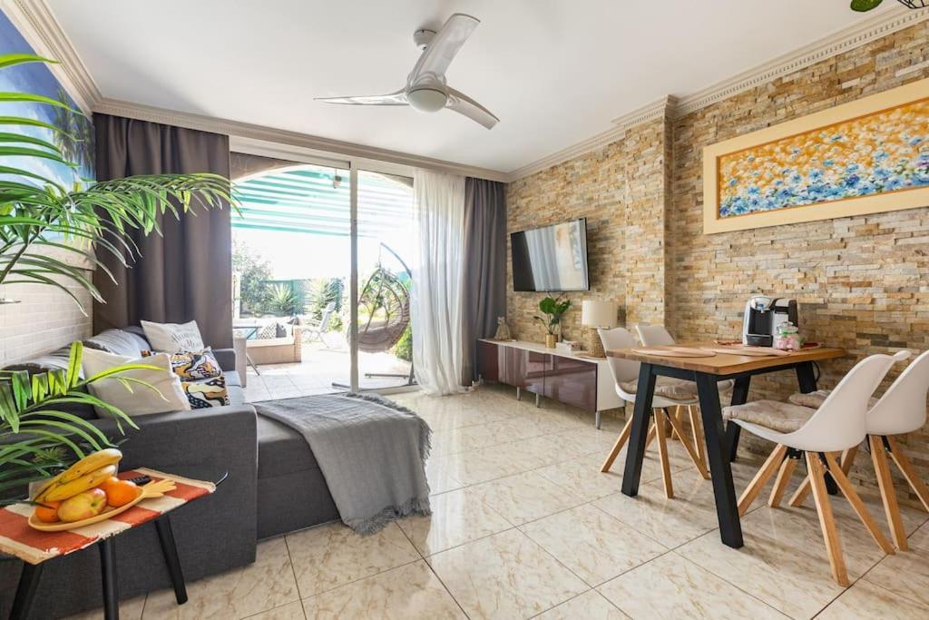 Pueblo Torviscas Sunset Harbour Private Apartment Costa Adeje  Exterior photo